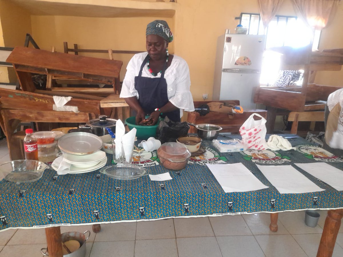 SKFEST2023's tweet photo. #SKFEST2023
Food fair and traditional cuisine exhibition knock out stage  took place in two venues; Seel Creative Solution Kitchen Narayi, Kaduna and  Federal Technical College, Kafancan. The finals will be taking place in Kafancan during the festival. https://t.co/adHjIFewtH