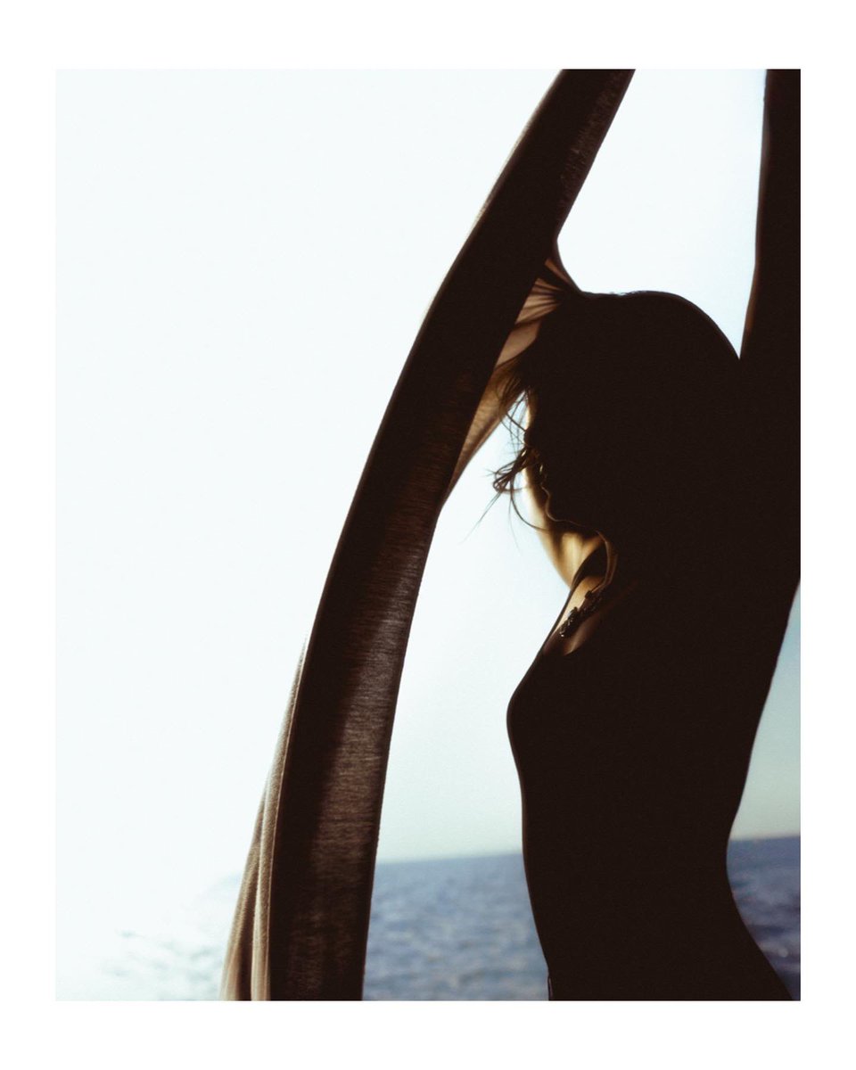 23 Knots

It is the set of the sails, not the direction of the wind that determines which way we will go.

Setting sail with precision and purpose.

#oman #photography #portrait #art