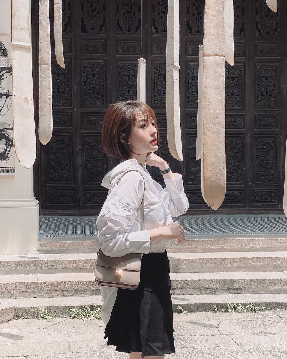 Xin chào! Tôi là một cô gái độc lập và yêu đời, mong muốn tìm kiếm một người bạn đời chân thành và cùng xây dựng một tương lai hạnh phúc.