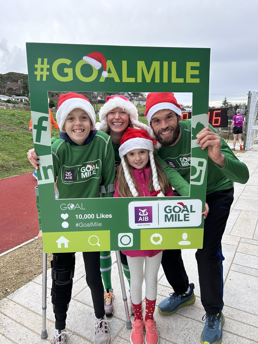 The wait is over! Join tens of thousands of people all over Ireland, walking or running a mile this Christmas in support of @GOAL_Global. 

See you on the East Pier in Dun Laoghaire, any time from 10am to noon this morning!

#GOALMile #GoTheExtraMile