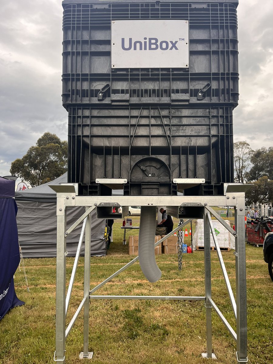 UnitedAg_'s tweet photo. For all your Seed, Feed and Fertilser storage solutions, have a look at the Unibox solution. No more dangerous BULK BAGS! Reusable, stackable, rodent and weather proof. Contact Tim from United Ag on 0419 333 799 to discuss further. https://t.co/Zf0WpGxQgw
