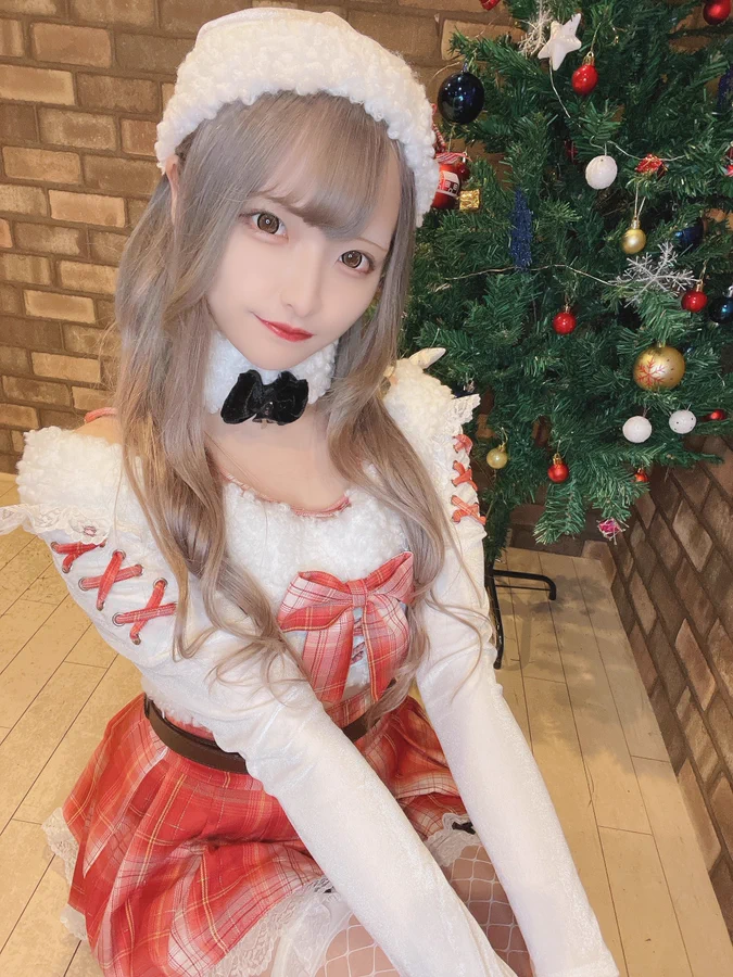 Asian girl Christmas costume