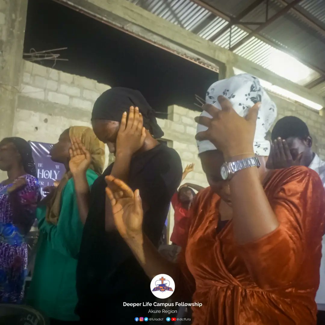 FutaDlcf's tweet photo. #GCK
#GCKLagos
#DLDR2023
#GCKEmmanuel
Yesterday night was another time to consider an attribute of Emmanuel: the mountain-moving God, and we learned that the Lord is not willing for any of us to perish but that we should come to repentance; the Lord cares for your life. https://t.co/ov4Ad6RnVn