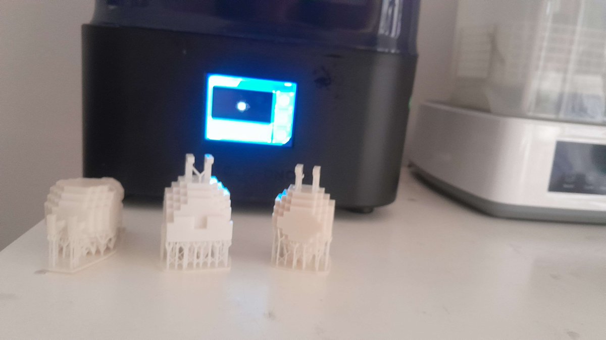studios_teeth's tweet photo. been cooking to getting the whole bunch of the #qsmpeggsfanart #3d #qsmpeggs #dapperqsmp #leonardaqsmp #juanaflippaqsmp #Tallulahqsmp #egga1 also was printing a tallula and my power shorted form the storm here, stopping just above the hair so i wonder if i can still use this. https://t.co/HJOiaOt8BS