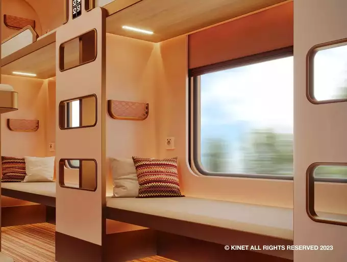 FrontlinerUV's tweet image. Some Vande Bharat Render pics from Kinet (Exterior and Interior) 
1/2