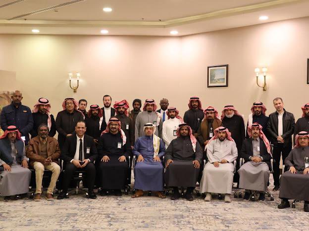 ALMONTASAFSA's tweet image. قام المركز الوطني للوقاية من الآفات النباتية والأمراض الحيوانية ومكافحتها &quot;وقاء&quot; بمنطقة حائل يُنظم برنامج الدعم الفني لرواده من القطاع الخاص في مجالات الصحة الحيوانية في حائل.