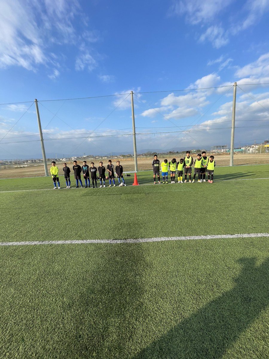 FcGirasol's tweet photo. キッズサッカースクール
練習試合
VSプログレッソ
来てくれてありがとう😊
#FCヒラソール　#ヒラソール　#ヒラソールジュニアユース　#ヒラソールサッカースクール https://t.co/KBc67BbuW4