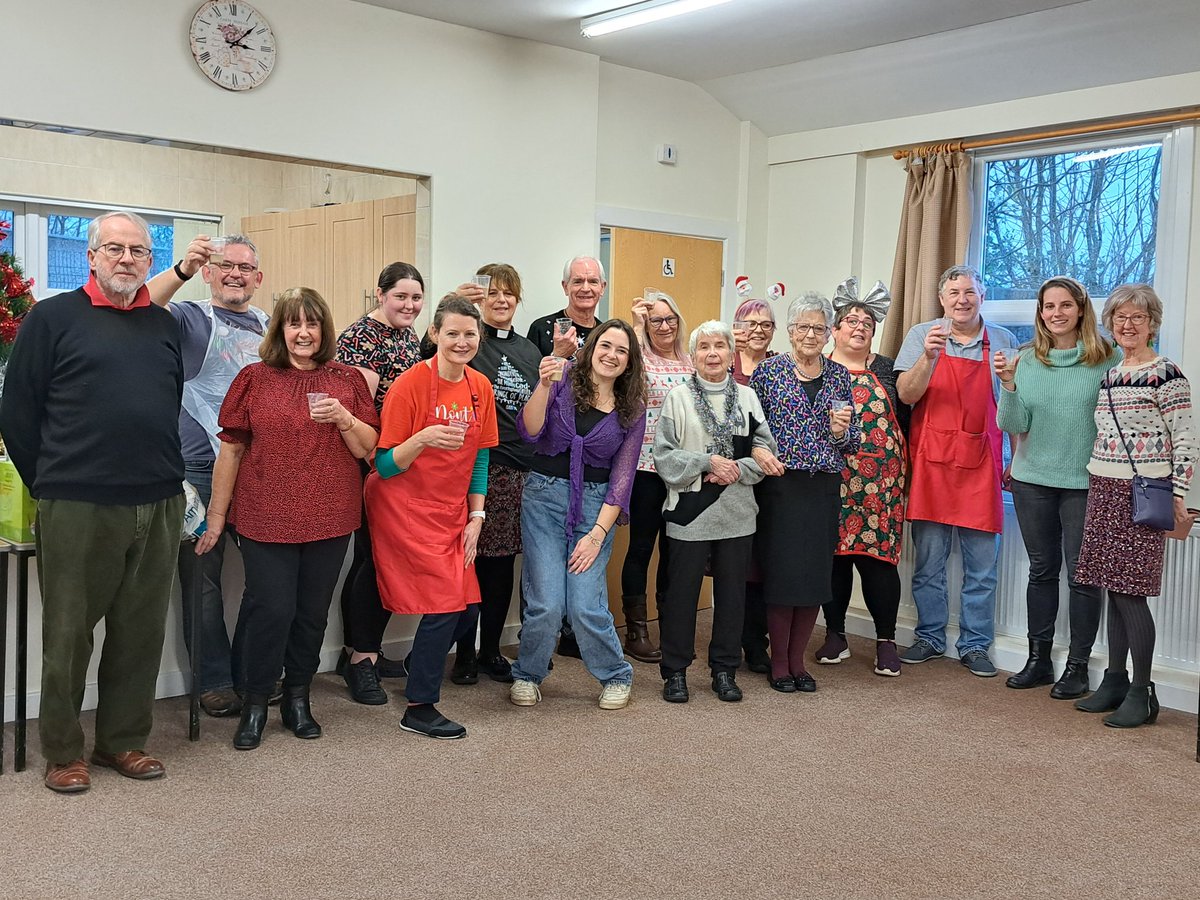 softbat's tweet photo. I am so proud of my Hope at 15 she didn't want much this year but gave up her time to help make the Community Christmas Dinner special for others. On Christmas Eve, getting things ready and Christmas Day, making sure everyone had drinks. @PEchepstow1 @LucaGoddard https://t.co/Jcg7XlYBoC