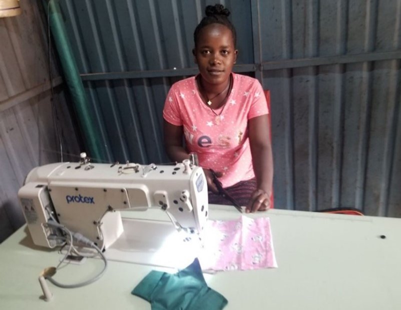 afdethiopia's tweet photo. A journey to ease the burdens of girls to help end their period poverty, and become financially resilient.
For the girls in South Ari Woreda Gazer town, the period poverty becomes history. AFD provides access to reusable and affordable sanitary pads for all.
#end_period_poverty https://t.co/xQvJt30BgP
