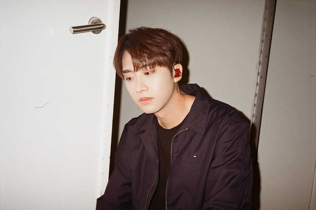 throwback: snapped these pics with seoham’s cam.