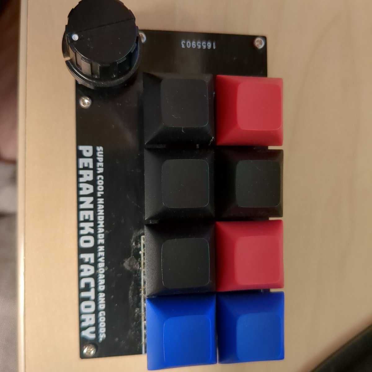 Gold_Ninja's tweet photo. @lorenschmidt In the end, I gave up for the night, then started re-reading the docs and noticed my problem. It was the rotary encoder all along!
Maybe take a break and play with your cat? 🐈‍⬛ https://t.co/jTGT4y273u