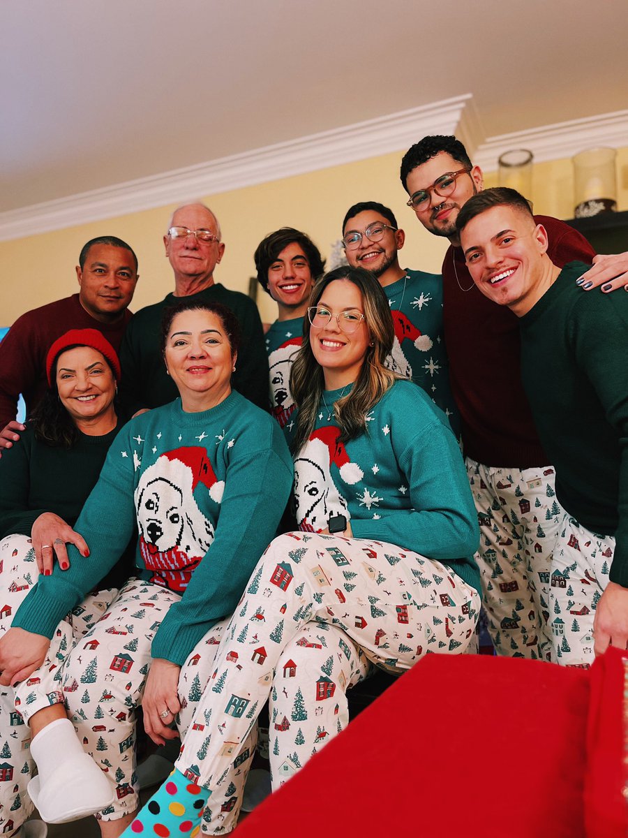 Hugosavinon's tweet image. Natal abençoado demais! ❤️🎄