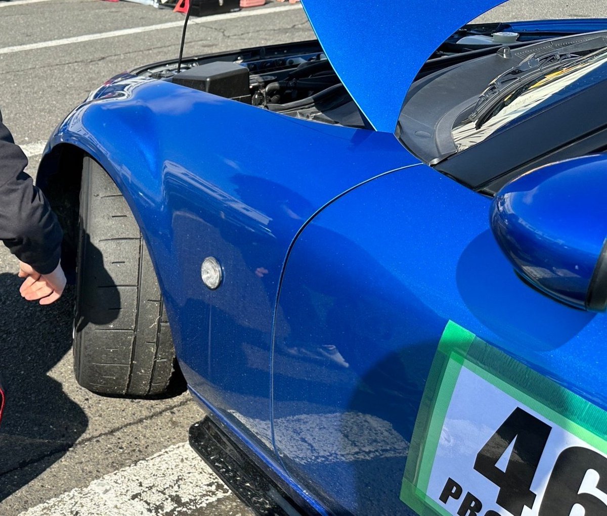ADVAN Racing RSⅡ17-8j+37
は215/45のβ05にぴったりでNCに一番似合うホイール(当社比)なのでほんとに良いホイール