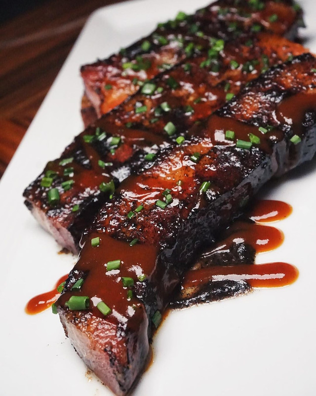 BACON, lovely thick cut BACON - nuff said! Check it out! 😋⁠ 
🥓⁠
🥓⁠
📸 @beersnackalmanac This is how <a href="/americancut/">All American Cut Lawn Services</a> does bacon 😍😍😍
American Cut Tribeca 
📍: <a href="/americancut/">All American Cut Lawn Services</a>
📸: @beersnackalmanac
🙌🏽: <a href="/steakclub7/">SteakClub7</a>
😂: Tag a vegan
🥓⁠
🥓⁠