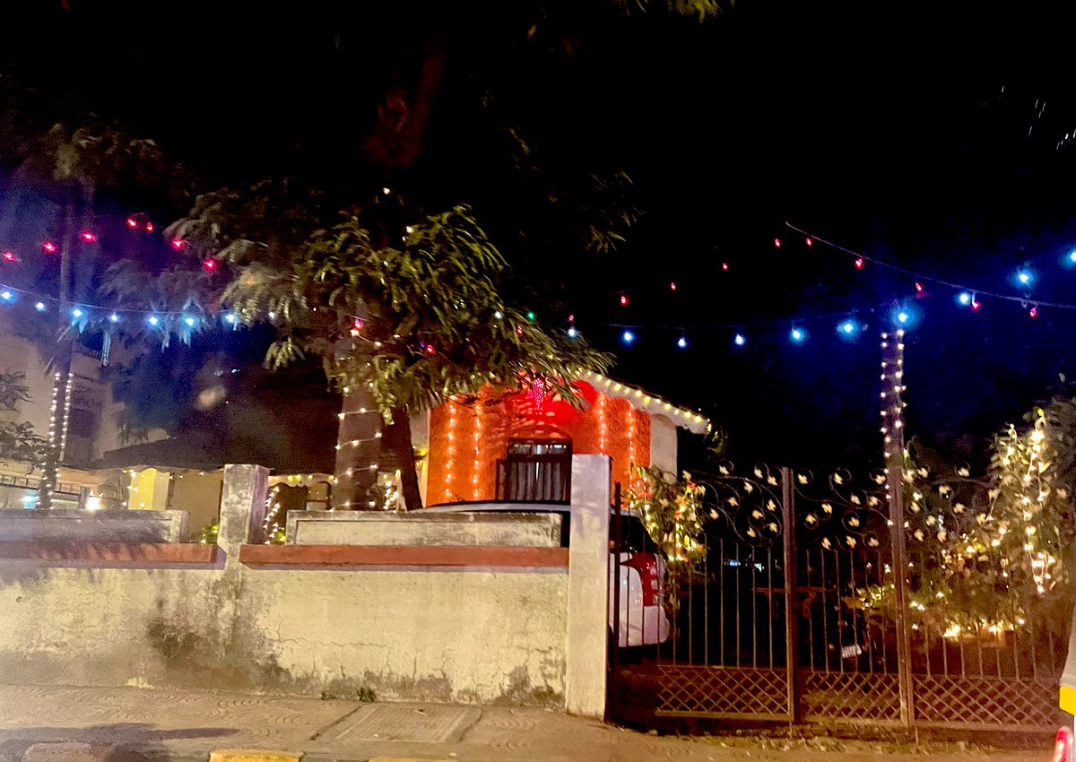 Bandra . We called her the Queen of the Suburbs . #ChristmasLights