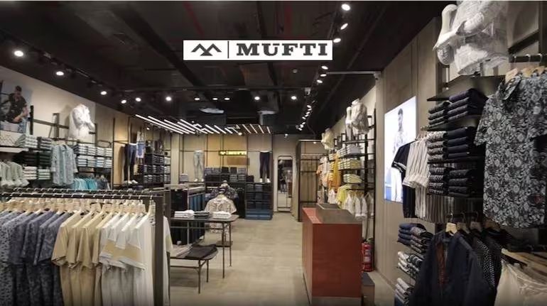 stockgazerrr's tweet photo. ๐ Mufti Menswear likely to see strong listing gains on December 27
Mufti Menswear IPO shares attracted strong interest in the grey market, trading at around 35-40% over the issue price of Rs 280 per share.
follow : - https://t.co/BL3ofbdXVE
#muftiipo #IPO https://t.co/HC40ihCxtT