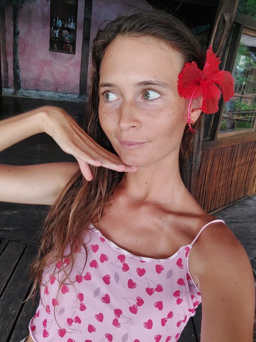 Freckled girl ❤️ #freckles #freckled #freckle https://t.co/LnCbpIDXCF<a href="/tag/freckles"class="tags">#freckles</a><a href="/tag/freckled"class="tags">#freckled</a><a href="/tag/freckle"class="tags">#freckle</a>