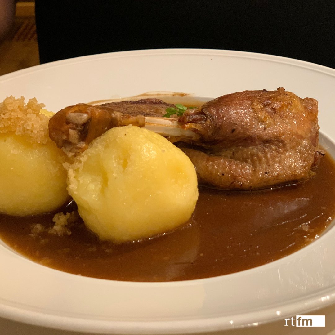 rt_fm's tweet image. Feiern, lachen und genießen – unsere Weihnachtsfeier im Schindlerhof war ein wunderbares Fest! 🎉🎄 Die Bilder sprechen Bände... 😊 Wir wünschen Ihnen &amp;amp; Euch allen ebenso frohes Feiern! 

#weihnachten #weihnachstfeier