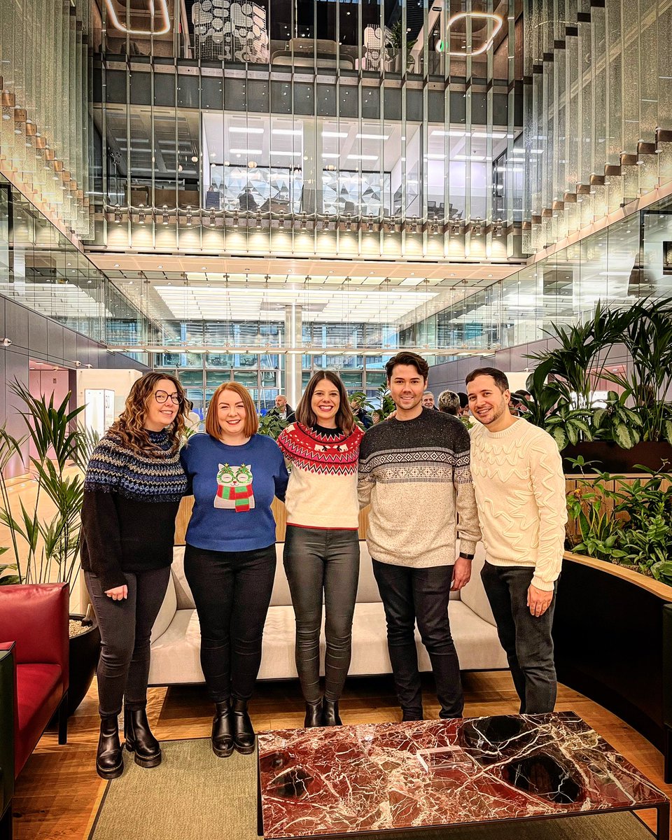 Our last acapella performance for Brookfield Properties was at 30 Fenchurch Street. 🎶 6 performances at 6 different venues across 4 days - much festive spirit was generated! 🎄🎁

Thank you <a href="/adriancklein/">Adrian Klein</a> for this opportunity! 🙌🏼
