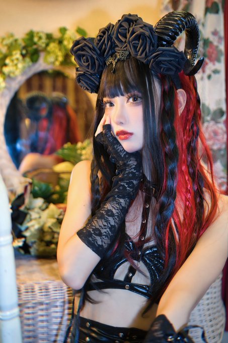 コスプレイヤーしろさきのTwitter画像47