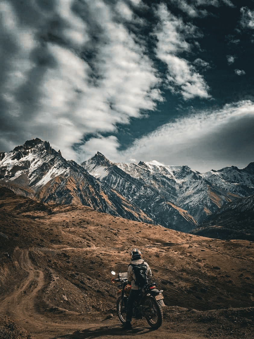 thrillonmotor's tweet photo. Pedals and peaks – a perfect blend of adrenaline and awe. Cheers to conquering the heights of Nepal on two wheels! 🌄🚲 🏍️
Our ride to #UpperMustang on #Heroxpulse200
Ps; Its not an AI generated picture.

#Nepal #Motorbiketour #Visitnepal https://t.co/XLCRVYwX4i