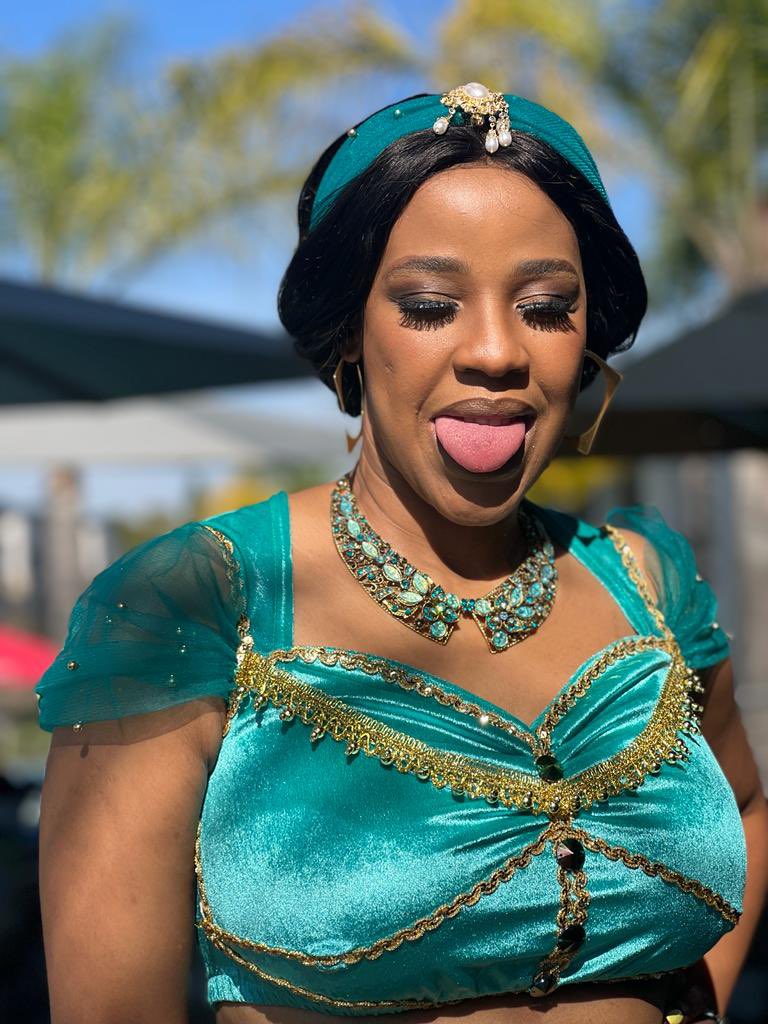 Episode 4 is out , only on <a href="/ShowmaxOnline/">Showmax South Africa</a> 😝 #SportsWives #SportsWivesShowmax
