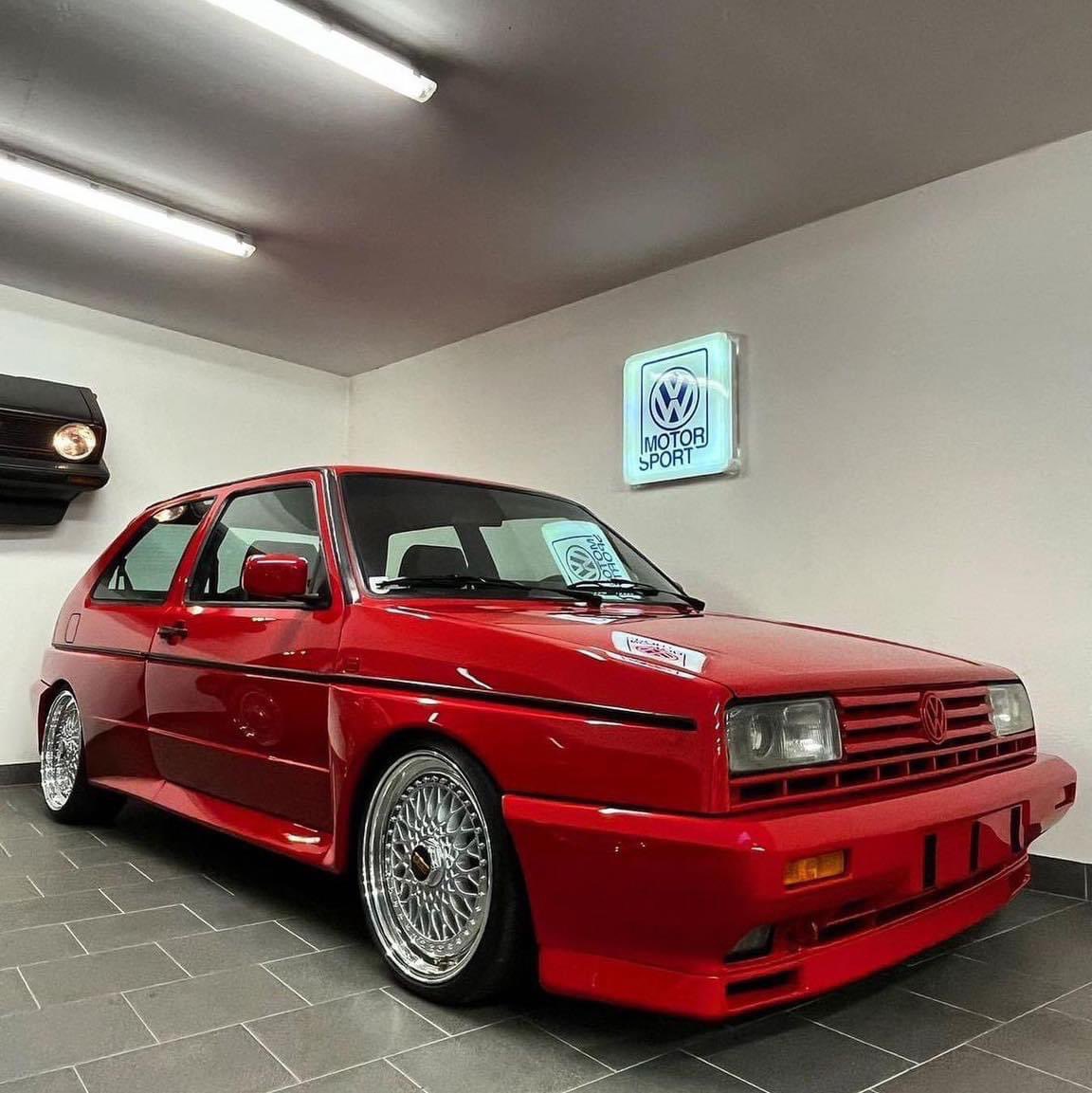 DonBag101's tweet photo. Pick your Festive fighter 🥊
(Rallye personally)
#VW #Mk1Golf #Mk2Golf #BBSRF #BBSRS https://t.co/ikKfpIdjd9