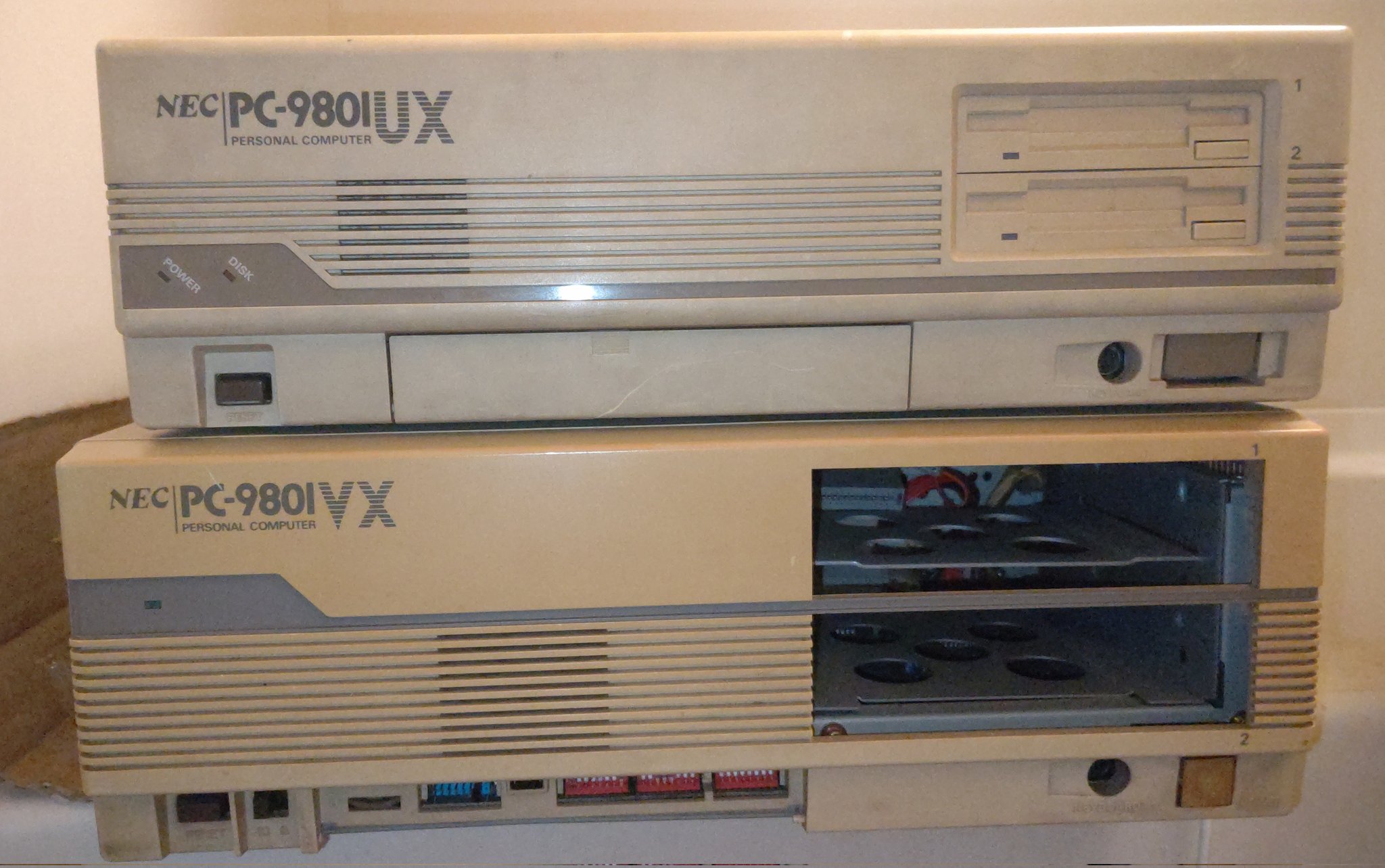 NEC PC-9801UVII 元箱、ヘッド保護紙付 NEC PC-9801UVII 元箱、ヘッド保護紙付 デスクトップPC
