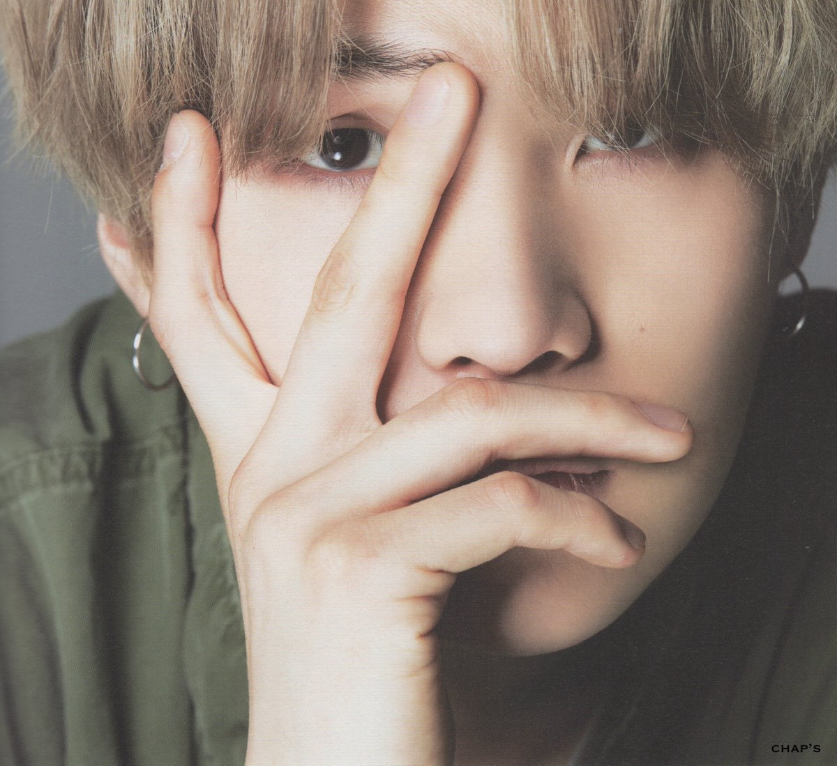 SUGAisjomiro_'s tweet photo. [scan] 'BEYOND THE STAGE'
BTS DOCUMENTARY PHOTOBOOK
: THE DAY WE MEET -SUGA (1)

Logo crop❌
상업적 사용 ❌

#챱스캔 #챱보정 https://t.co/wGugAZLSfW