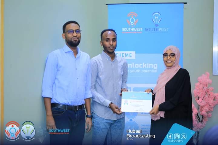 Esmail Mohamed tweet media