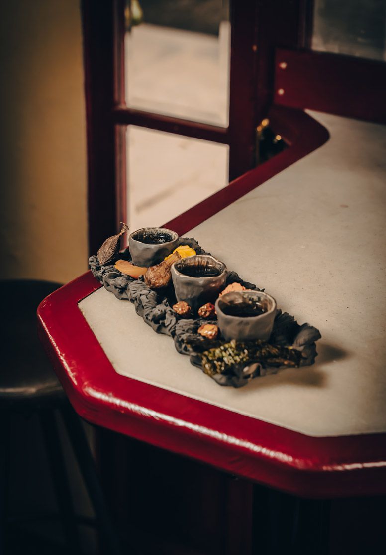 Barcelona_Com's tweet image. As the year draws to a close, discover Dr.Stravinsky, a cocktail bar renowned for being a veritable laboratory, innovating with fermentations and all sorts of taste experiments.
barcelona.com/.../bars_cafes…
#barcelonafoody #Barcelona #barcelonabars