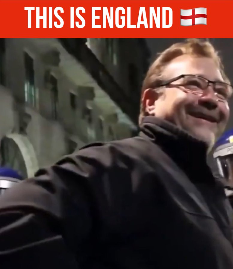 Retweet if you’d buy this patriot a pint