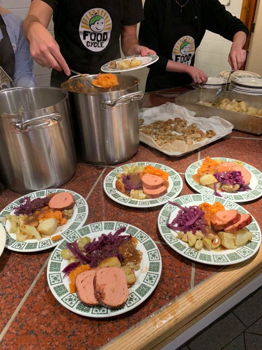 Although the cooks look shell-shocked as another table of 6 walk in, this was a real success! Seven-element #ChristmasDinner for 44 peeps, entirely #vegan apart from the #Quorn, which was donated. 

#community #cooking #Nottingham #Aspley