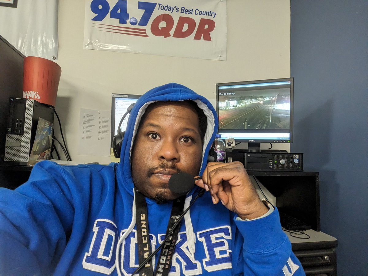 CraigGSports's tweet photo. Filling in for #CaptainDave today and tomorrow on @947WQDR ! https://t.co/DFVZgNs3n7