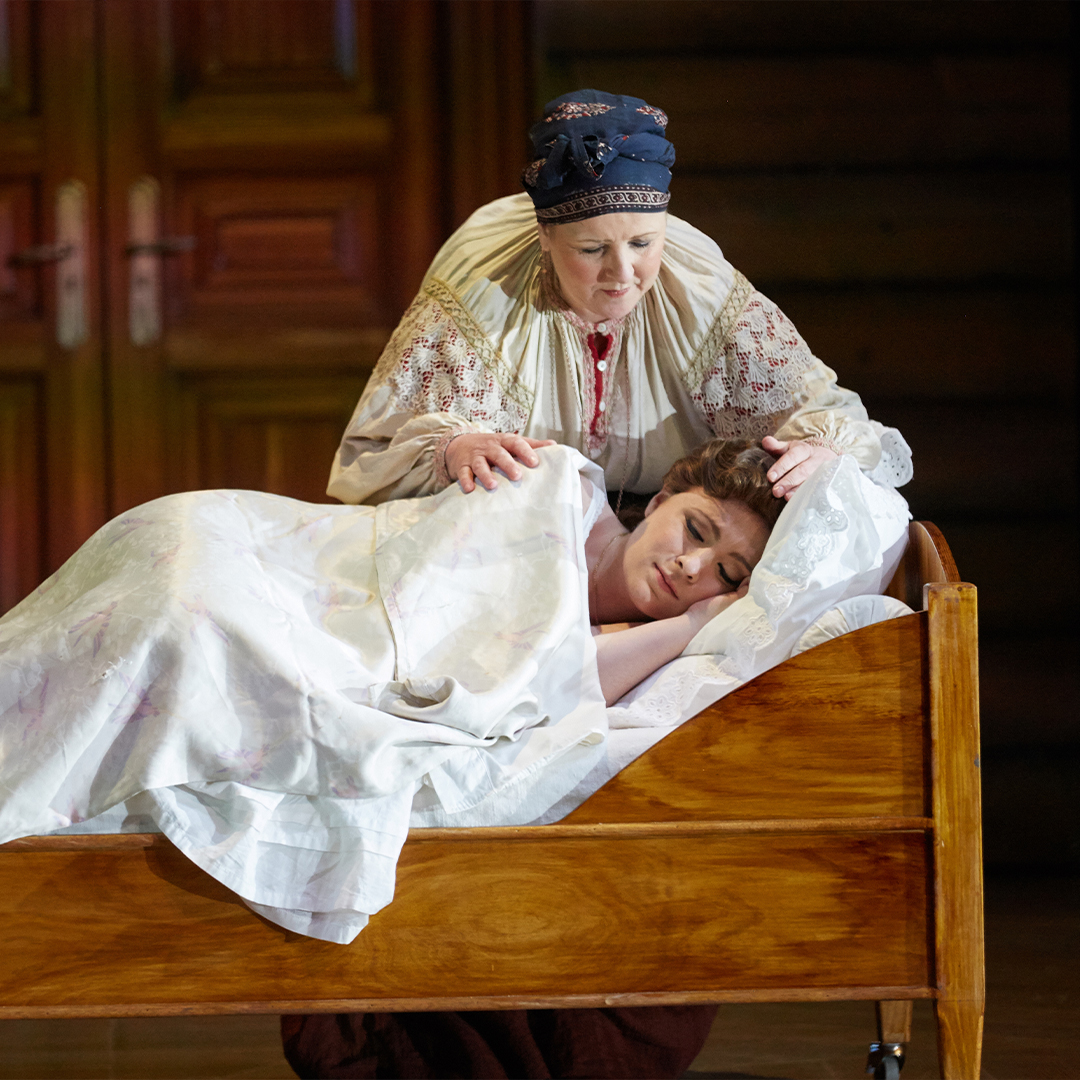 Anyone else spending Boxing Day like this? 💤 A gentle day for recovering from all those Christmas parties... 📷 Eugene Onegin 2016 © Mark Douet