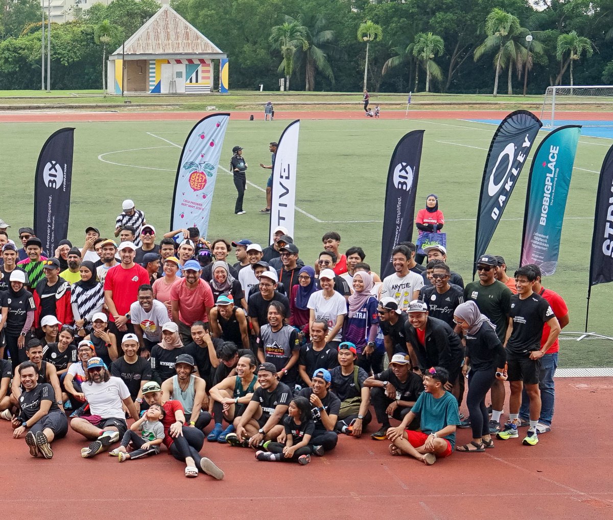 Alhamdulillah from this to this
from event suka suka now event ramai orang suka👏🏻

terima kasih juga kepada <a href="/therunningsaga/">TRS</a> untuk kerjasamanya 🫱🏻‍🫲🏼

#breaking5000