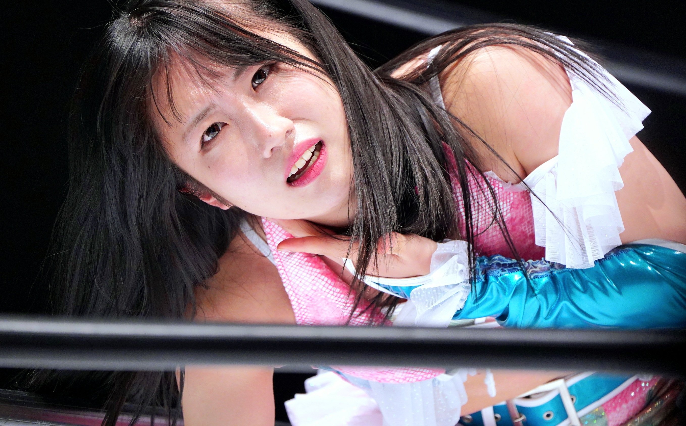 GCRb6bcaQAAqSn8?format=jpg&name=orig