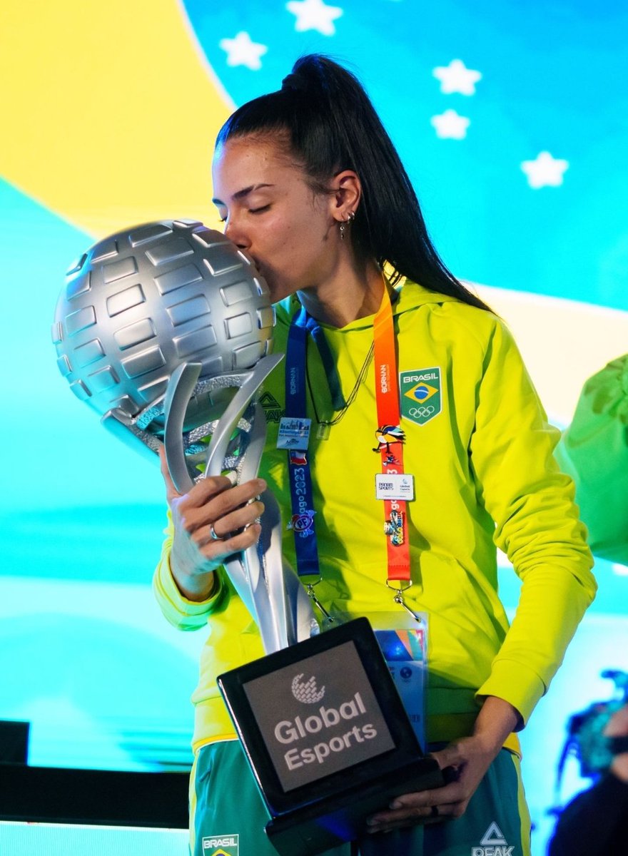 MonikBisoni's tweet photo. Campeã Pan-americano 2023 na categoria eSPORTS / Efootball https://t.co/TViPawXBas