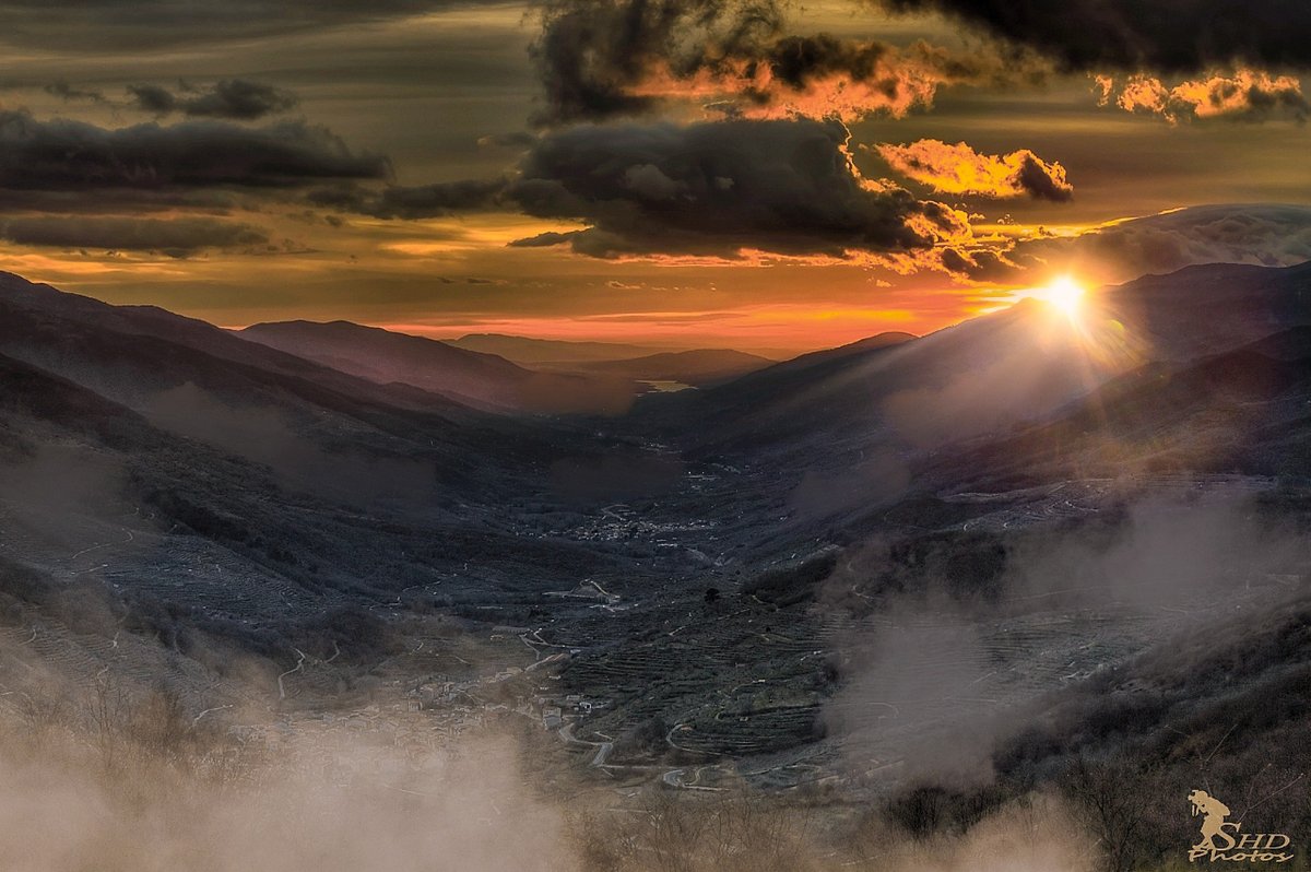 📸 ¡Ya tenemos imagen ganadora!🏆

👍Con 613 votos los usuarios habéis decidido que sea la foto ganadora del concurso de Fotografía #Otoñada2023 del #ValleDelJerte🍂 ¡Enhorabuena!