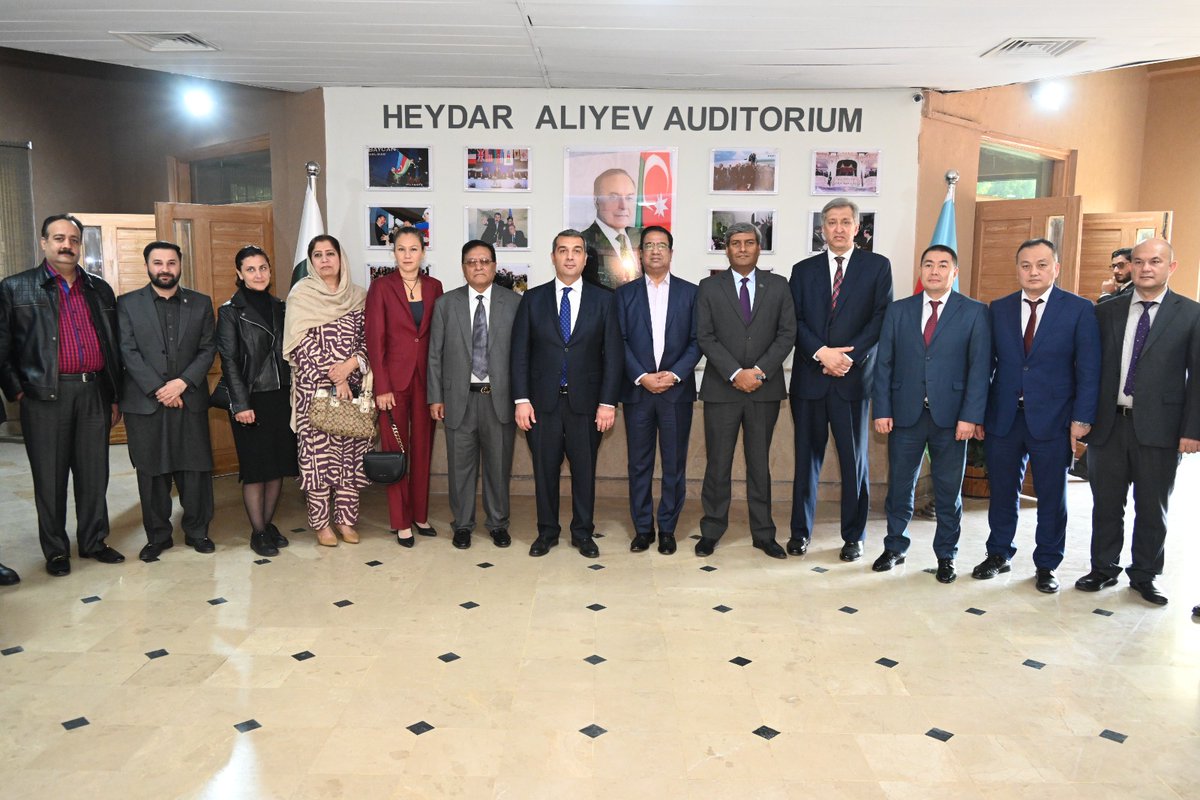 The Embassy of Azerbaijan @AzEmbPak opened the “Heydar Aliyev Auditorium” dedicated to the 100th birth anniversary of our National Leader #HeydarAliyev at the National University of Science and Technology (NUST @DefiningFutures) 1/2