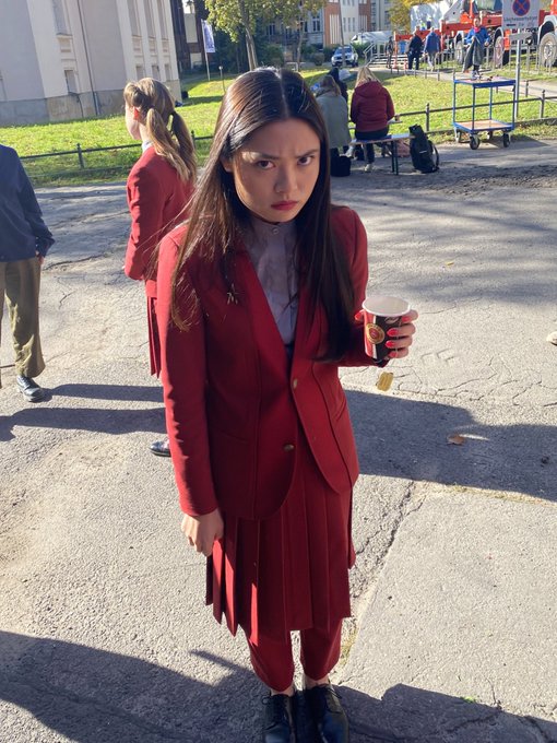 why are both so clemmie though??? https://t.co/o05adQLpJs<a href="/tag/thehungergames"class="tags"><span>&#35;thehungergames</span></a><a href="/tag/theballadofsongbirdsandsnake"class="tags"><span>&#35;theballadofsongbirdsandsnake</span></a>