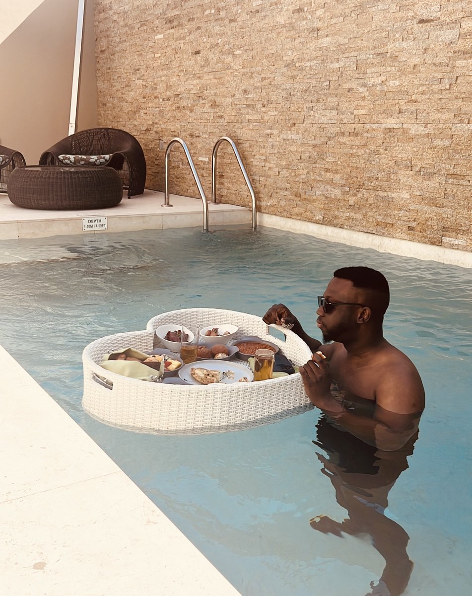 Compliments of the season my people 🎄❤️

As per our usual tradition, #SANTADaps will be actively giving away cash prizes to loyal members of the Dapo Willis Community.

Simply like &amp; comment below your Account details 💰 

Lets goooooo 🙏🏼🚀

Love always, Daps 💙