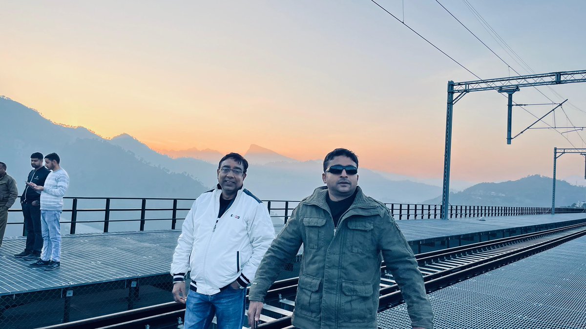 Frozen Fiesta tweet media