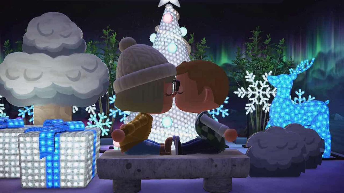 December 26th: 
A date at a winter illumination ❄️ 👩‍❤️‍💋‍👨

#ACNHWinterChallenge  #AnimalCrossing #ACNH #NintendoSwitch