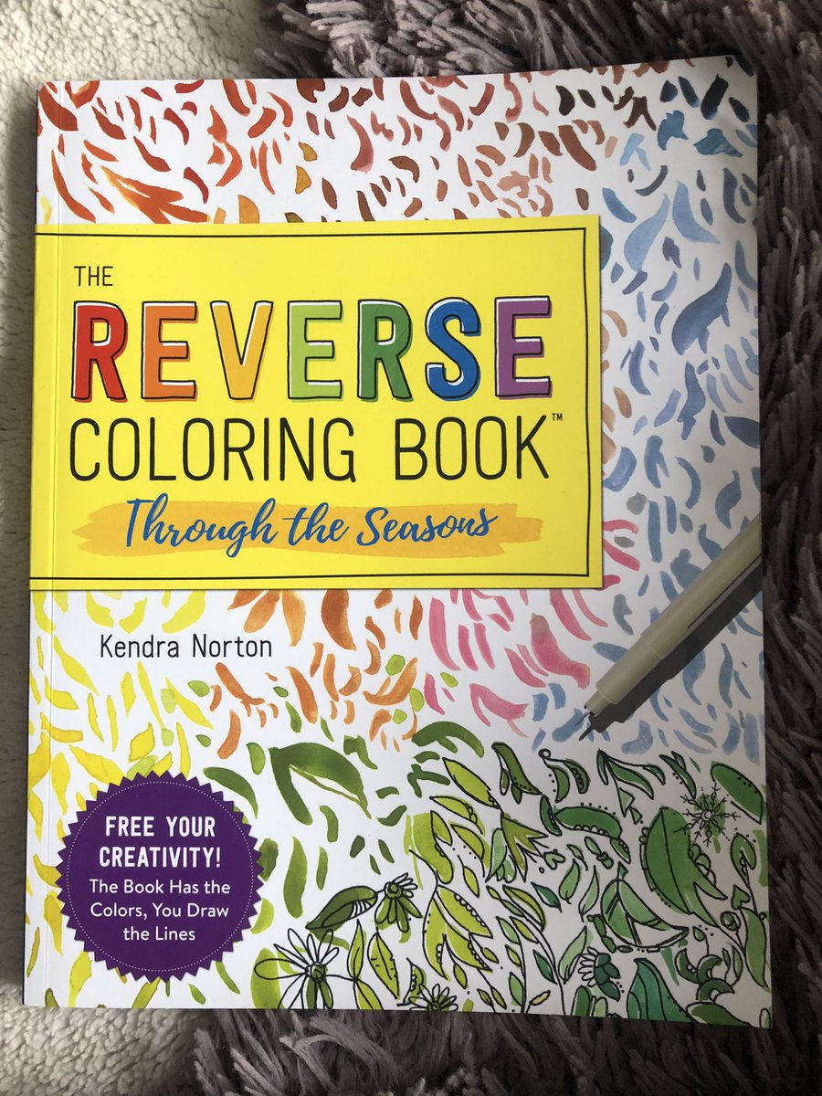 CrimsonGlowmlp's tweet image. I think I found a way to help me with trying to not follow my sketch lines so much. #reversecoloringbook

#sketchart #artistproblems