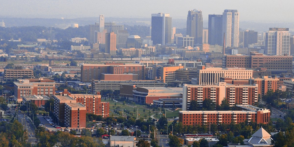 UAB Department of Surgery is currently hiring for the role of @UABTrauma Clinical Research Regulatory Coordinator III, who will prepare/submit multiple levels of research documentation, help maintain FDA applications, and more. Learn more and apply here: bit.ly/49F6Y5p