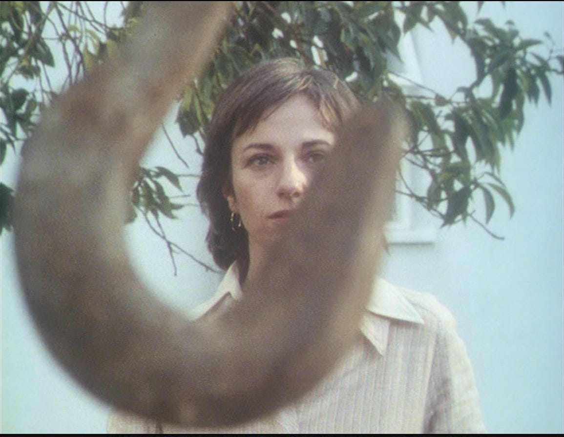 Klaktonon's tweet image. Watched that last night - cracking stuff
Also really love #Stigma - a rather atypical Ghost Story for Christmas.
Wonderfully bleak & cheerless.
Ft #KateBinchy #PeterBowles & #ChristopherBlake from the rather ghastly #ThatsMyBoy (pic 4 with #MollieSugden).