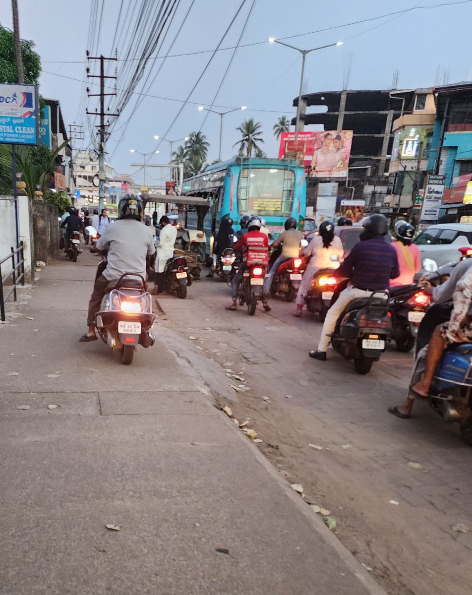 Dr Shashikiran Umakanth (@shashikiranu) on Twitter photo Udupi's streets are starting to mirror Bengaluru's bustling traffic chaos.
Two-wheelers are now claiming footpaths as their own, especially near Kalsanka.
Growing concern for pedestrians in the city.
#Udupi <a href="/VisitUdupi/">Visit Udupi</a> <a href="/udupitraffic/">๐๐๐ฆ๐ก๐ ๐๐ฃ๐๐๐๐๐ ๐๐๐๐ค๐</a> <a href="/dcudupi/">DC Udupi</a> <a href="/Udupi_Memes_UM/">Udupi</a> Udupi's streets are starting to mirror Bengaluru's bustling traffic chaos.
Two-wheelers are now claiming footpaths as their own, especially near Kalsanka.
Growing concern for pedestrians in the city.
#Udupi <a href="/VisitUdupi/">Visit Udupi</a> <a href="/udupitraffic/">๐๐๐ฆ๐ก๐ ๐๐ฃ๐๐๐๐๐ ๐๐๐๐ค๐</a> <a href="/dcudupi/">DC Udupi</a> <a href="/Udupi_Memes_UM/">Udupi</a>