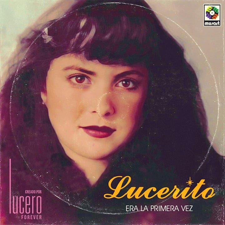 LuceroForever6's tweet photo. 🎵Era la primera vez que entregaba el corazón, la primera vez de todo, todo terminó en gran decepción.🎵
#Lucerito1986 #EraLaPrimeraVez #LuceritoUnPedacitoDeMi #Musart
⭐ #LUCEROFOREVER ⭐ https://t.co/O4Ax8a07sd