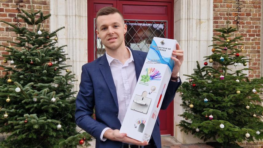 CourrierPicard's tweet image. Depuis #Flixecourt, il fournit des distributeurs de kits de brosse à dents aux hôtels et campings courrier-picard.fr/id478483/artic…